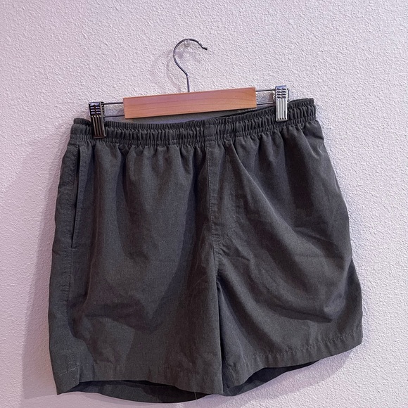 Chubbies Gym Hybrid Shorts (The Stonehenge’s) 5.5 Inseam Size Small - Picture 1 of 4